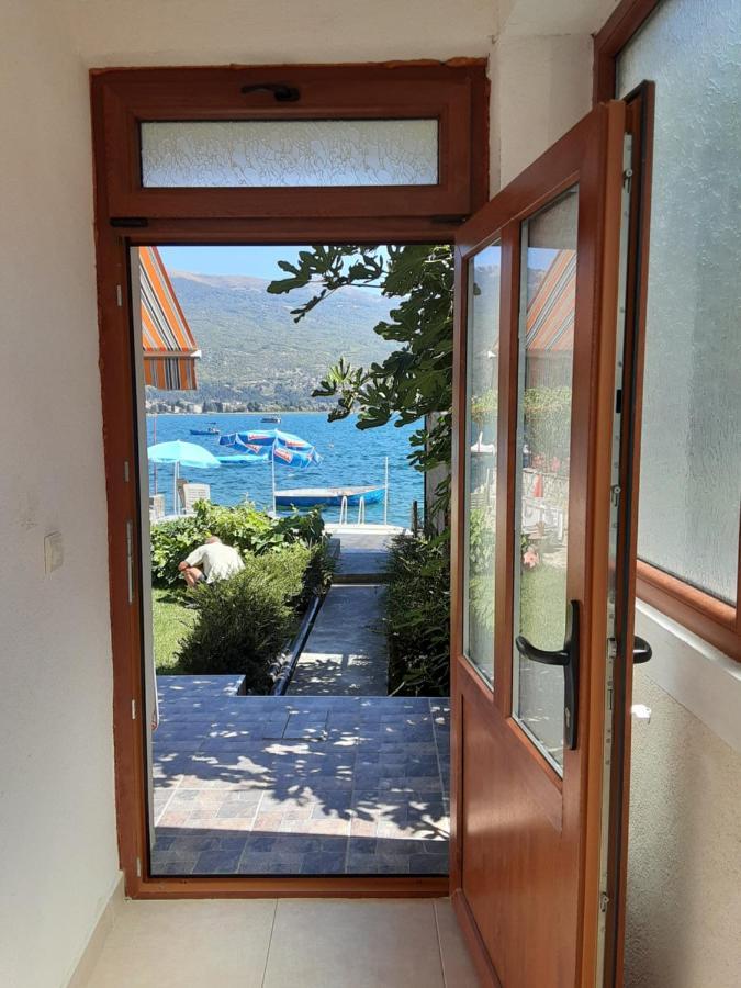 Beachfront Apartments Grunche Ohrid Exteriör bild