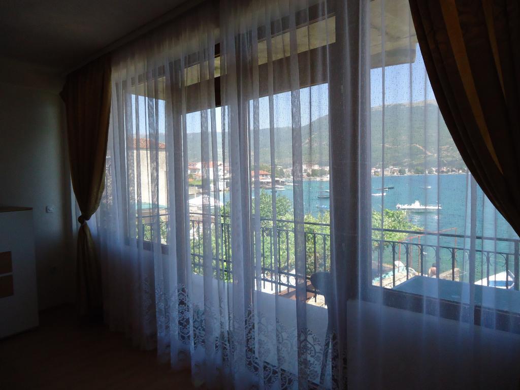 Beachfront Apartments Grunche Ohrid Rum bild